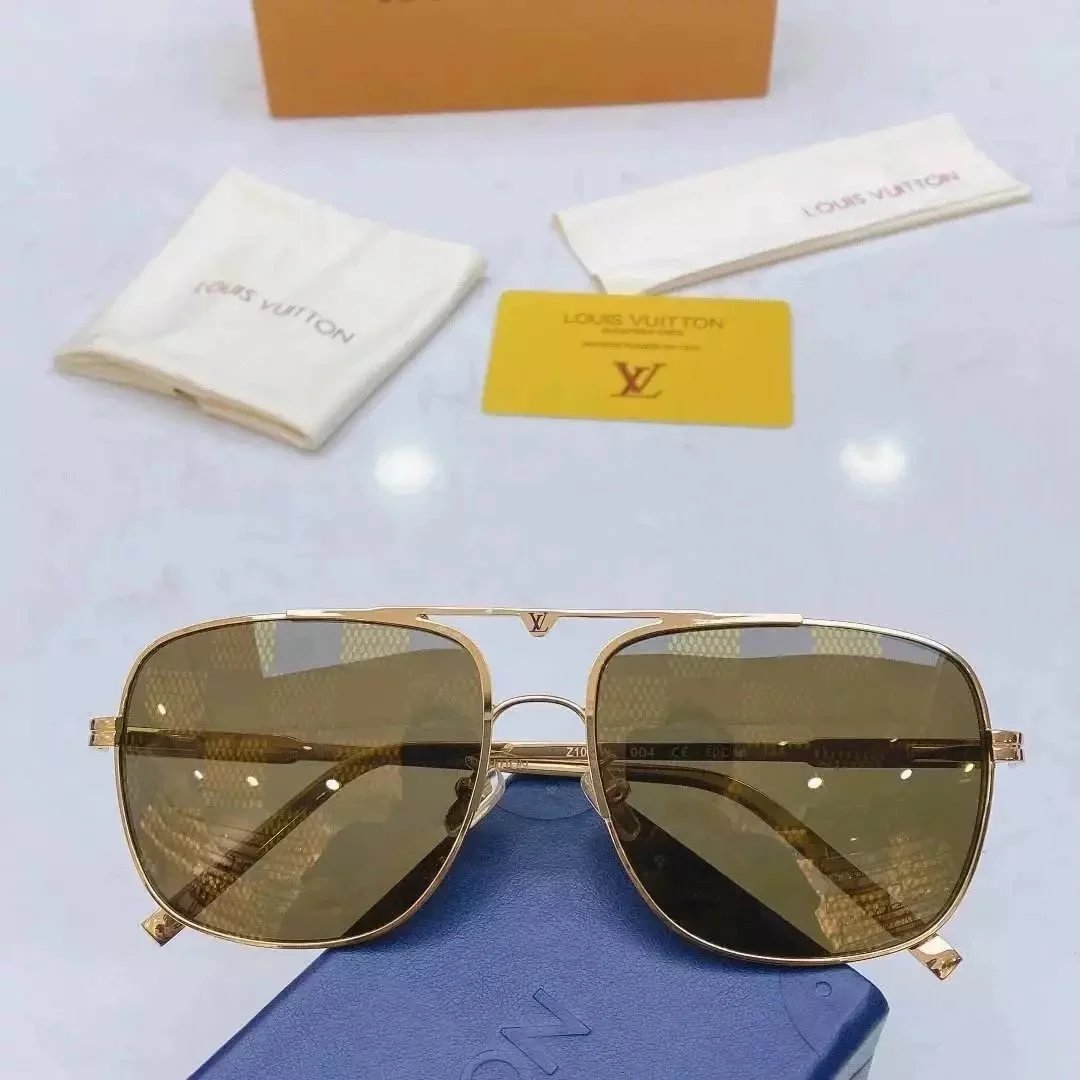 Prada Aviator Sunglasses Black Gradient Lens - 9