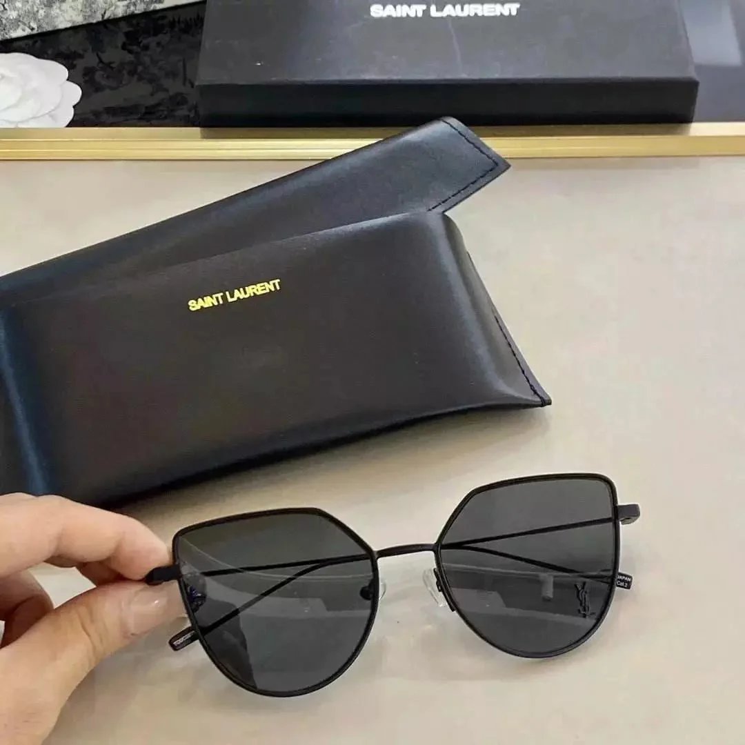 Prada Aviator Sunglasses Black Gradient Lens - 16