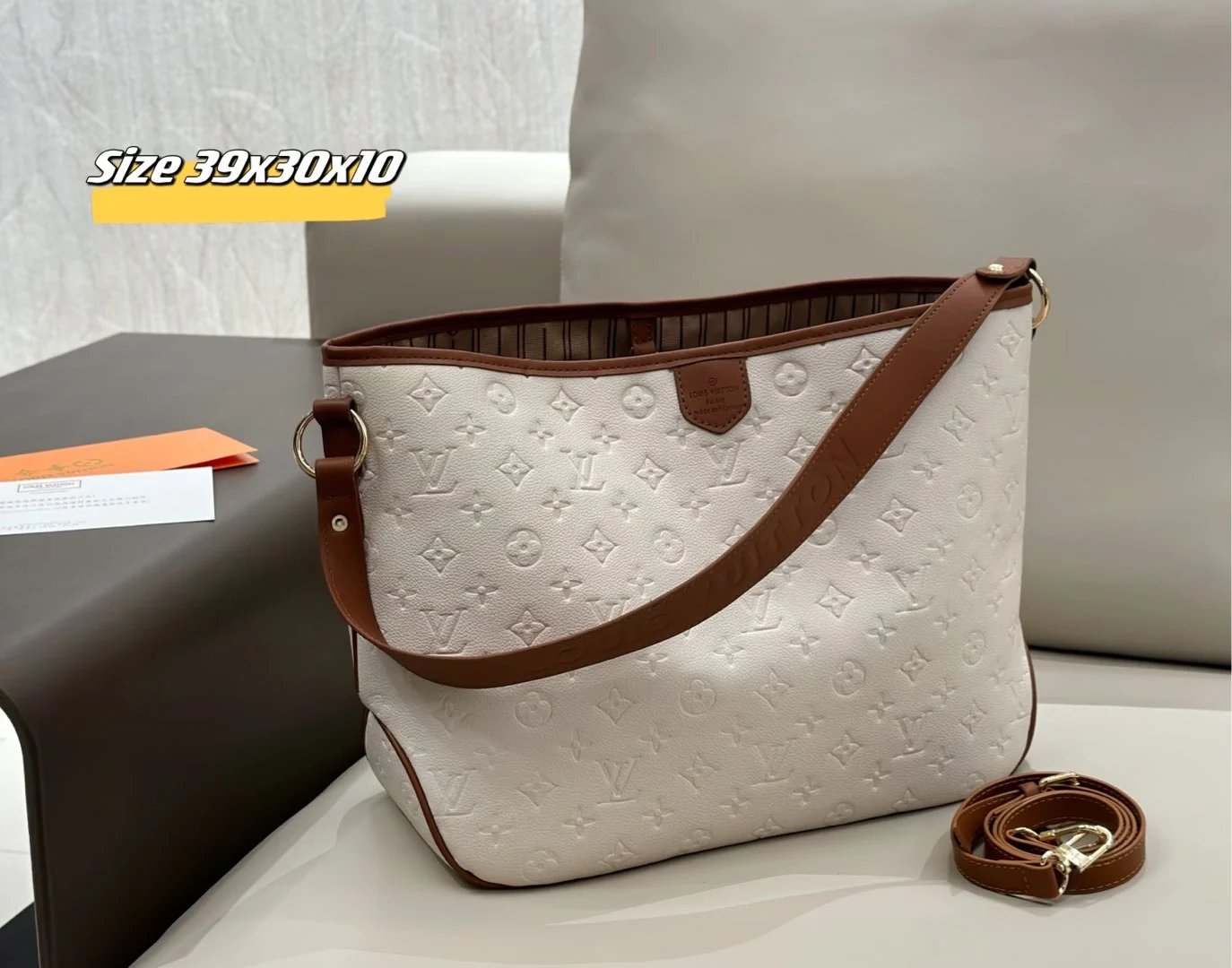 Louis Vuitton Shoulder Bags Monogram bag with matching pouch — 33