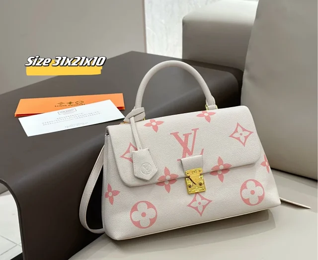 Louis Vuitton Shoulder Bags Monogram bag with matching pouch product detail image 8