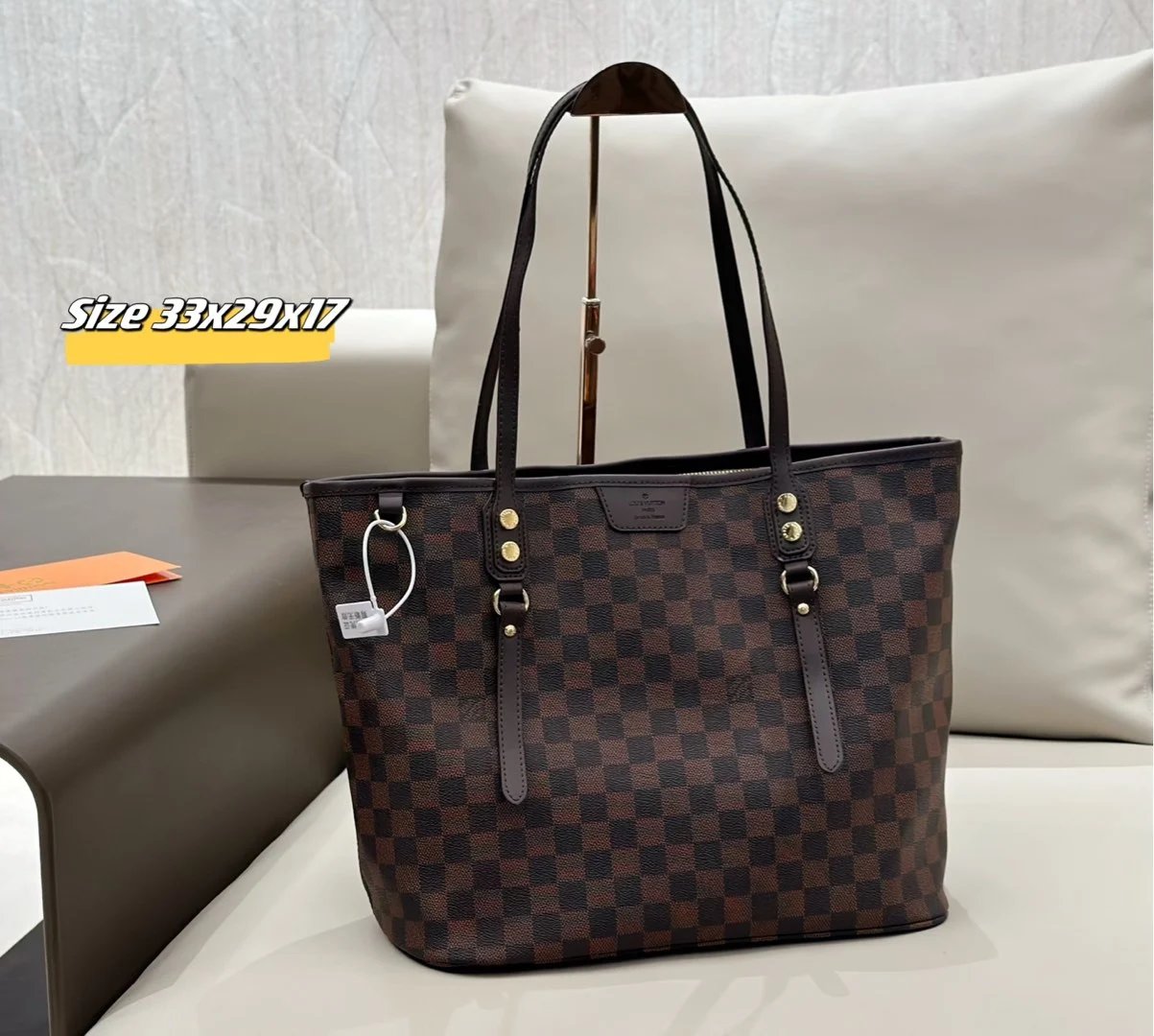 Louis Vuitton Shoulder Bags Monogram bag with matching pouch — 40