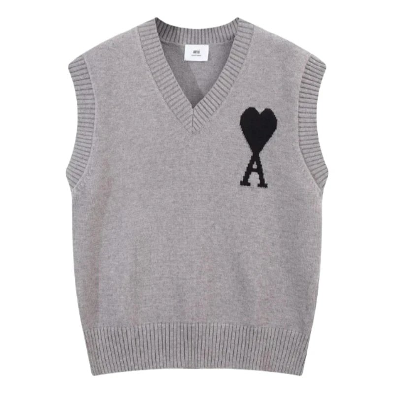 Ami No Sleeve
Sweater