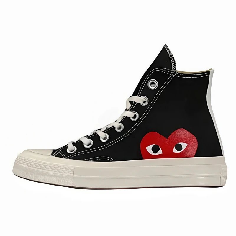 Converse x
Comme Des
Garcons