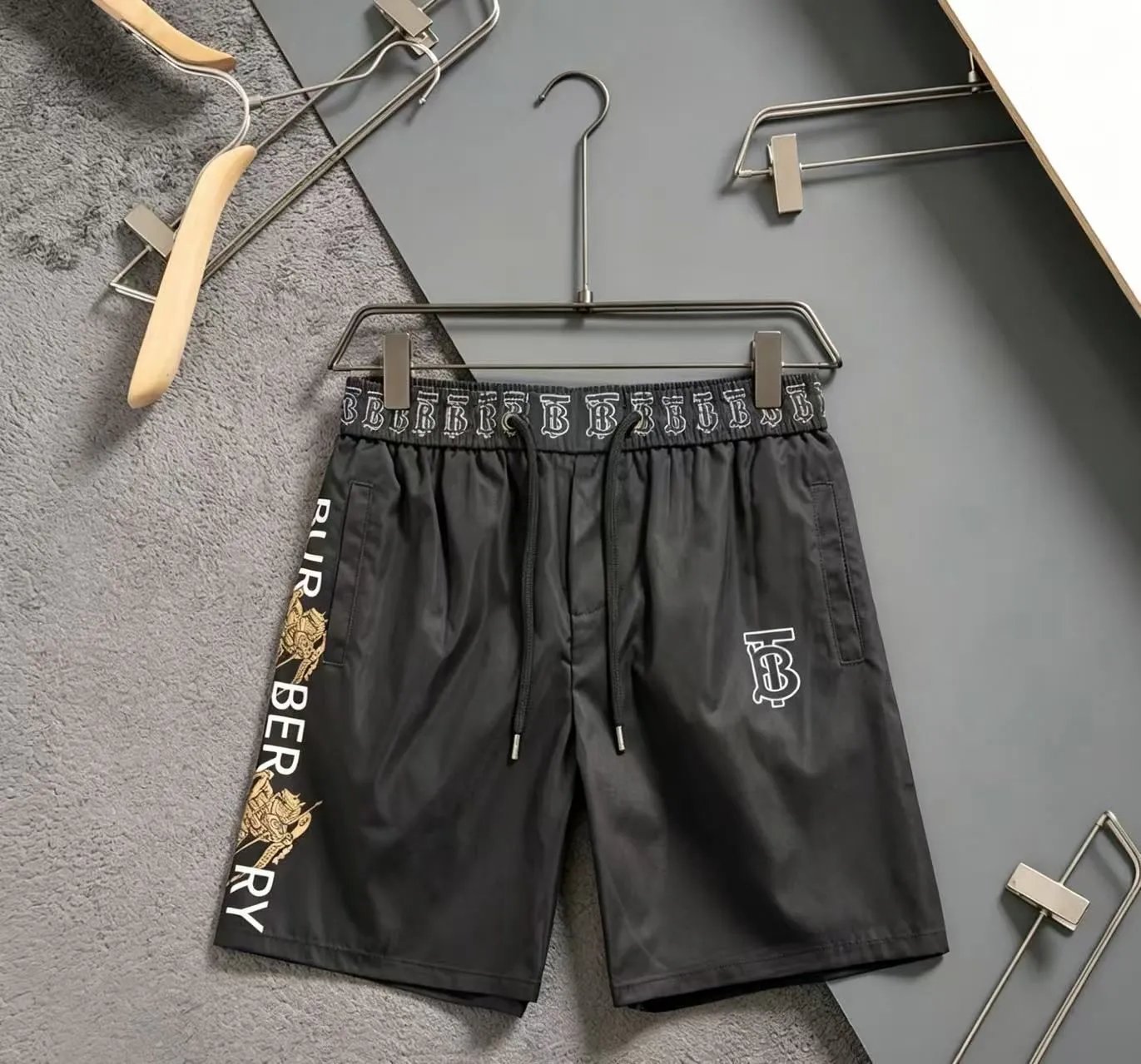 BURBERRY SHORTS foto 3