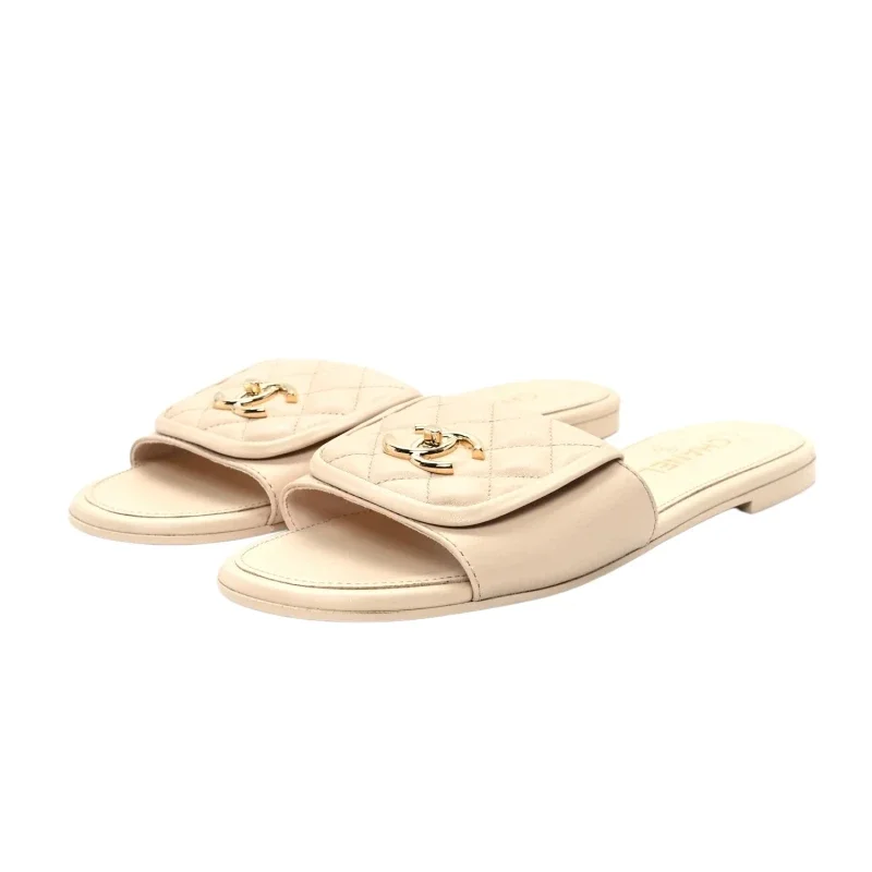 Chanel Slipper