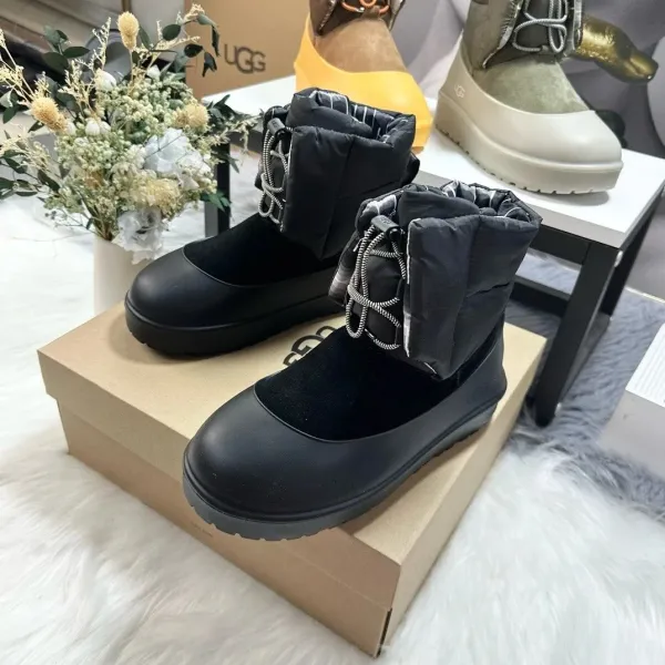 UGG Fluff It Black Snow Boots - 1