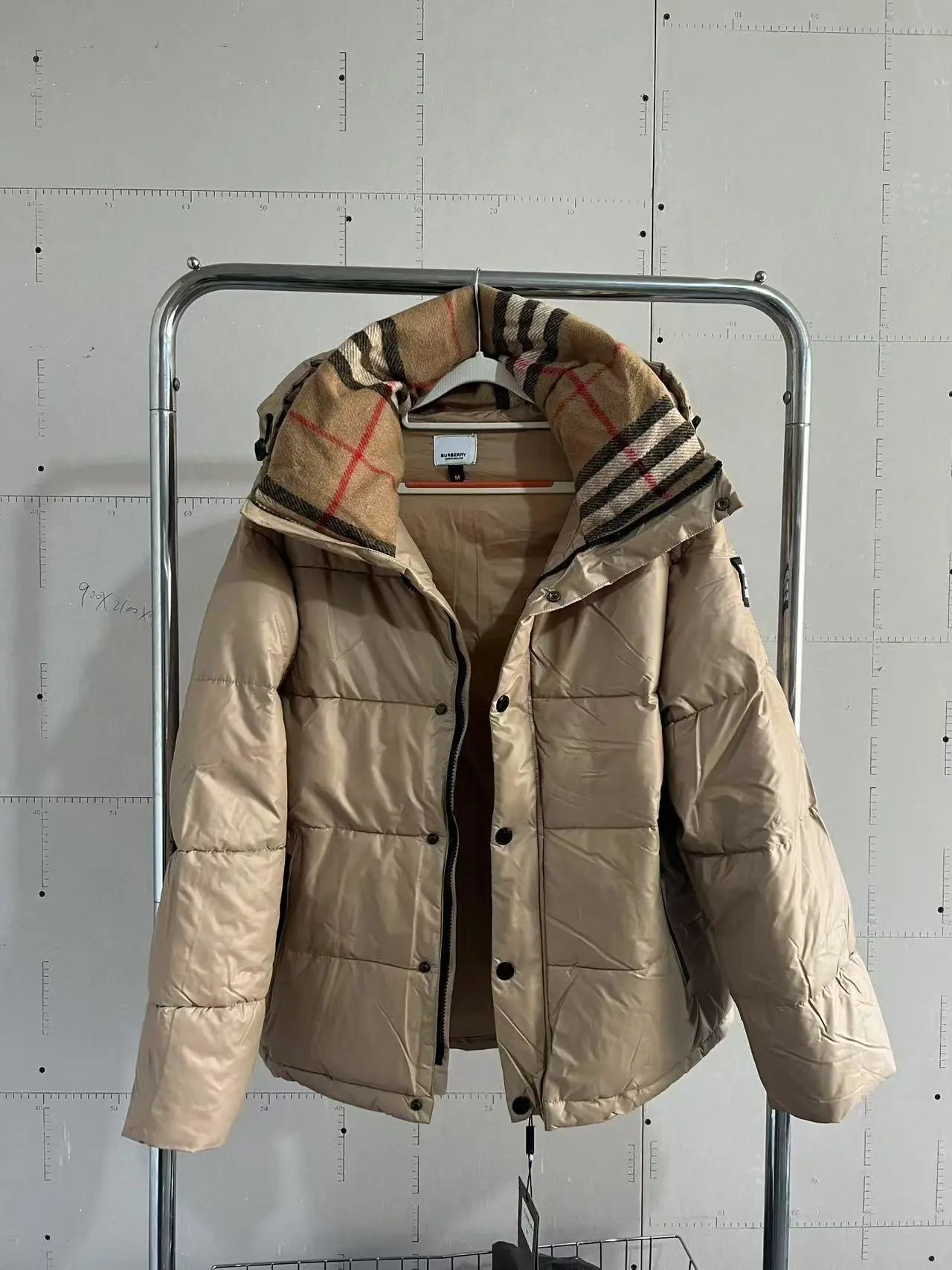 BY khaki color