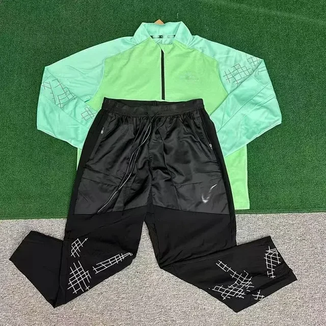 Unbranded Shirts Quarter-Zip Long-Sleeve Athletic Top with Grid Print product detail image 2