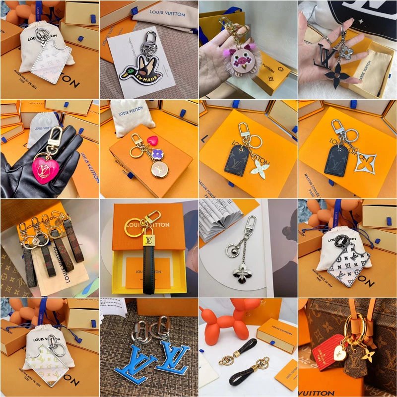 Louis Vuitton Keychains [40 st