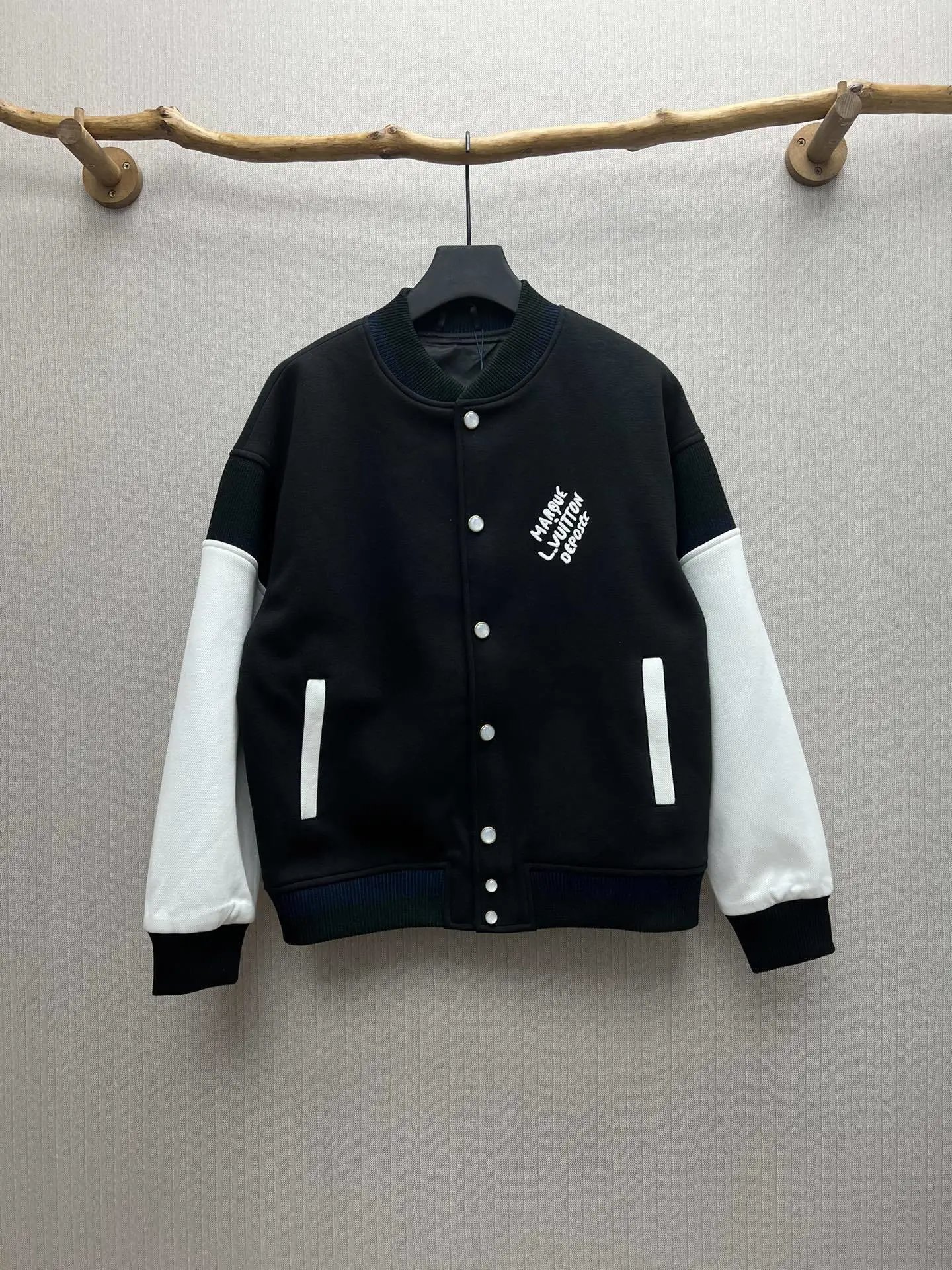 Product view 24