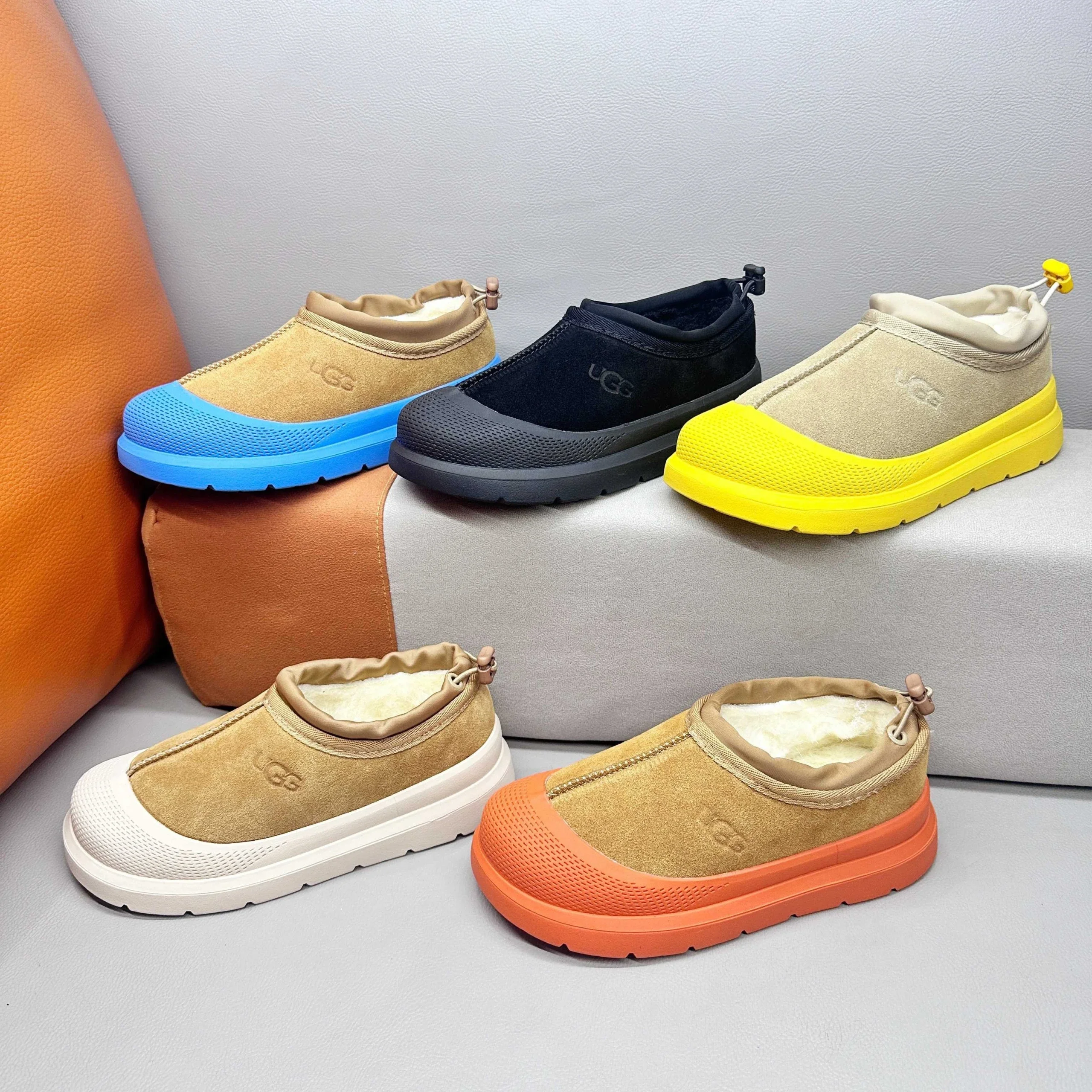 U1GG Suede Slip-On Shoes