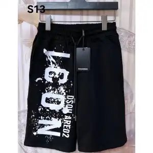DSQUARED2 Logo Print Black Shorts - 15