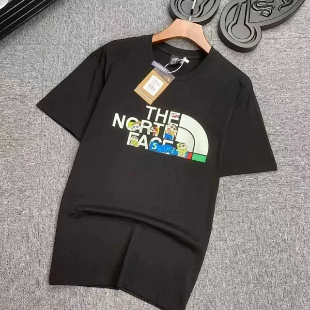 The North Face T-Shirts Short-Sleeve Logo Graphic T-Shirt product detail image 13