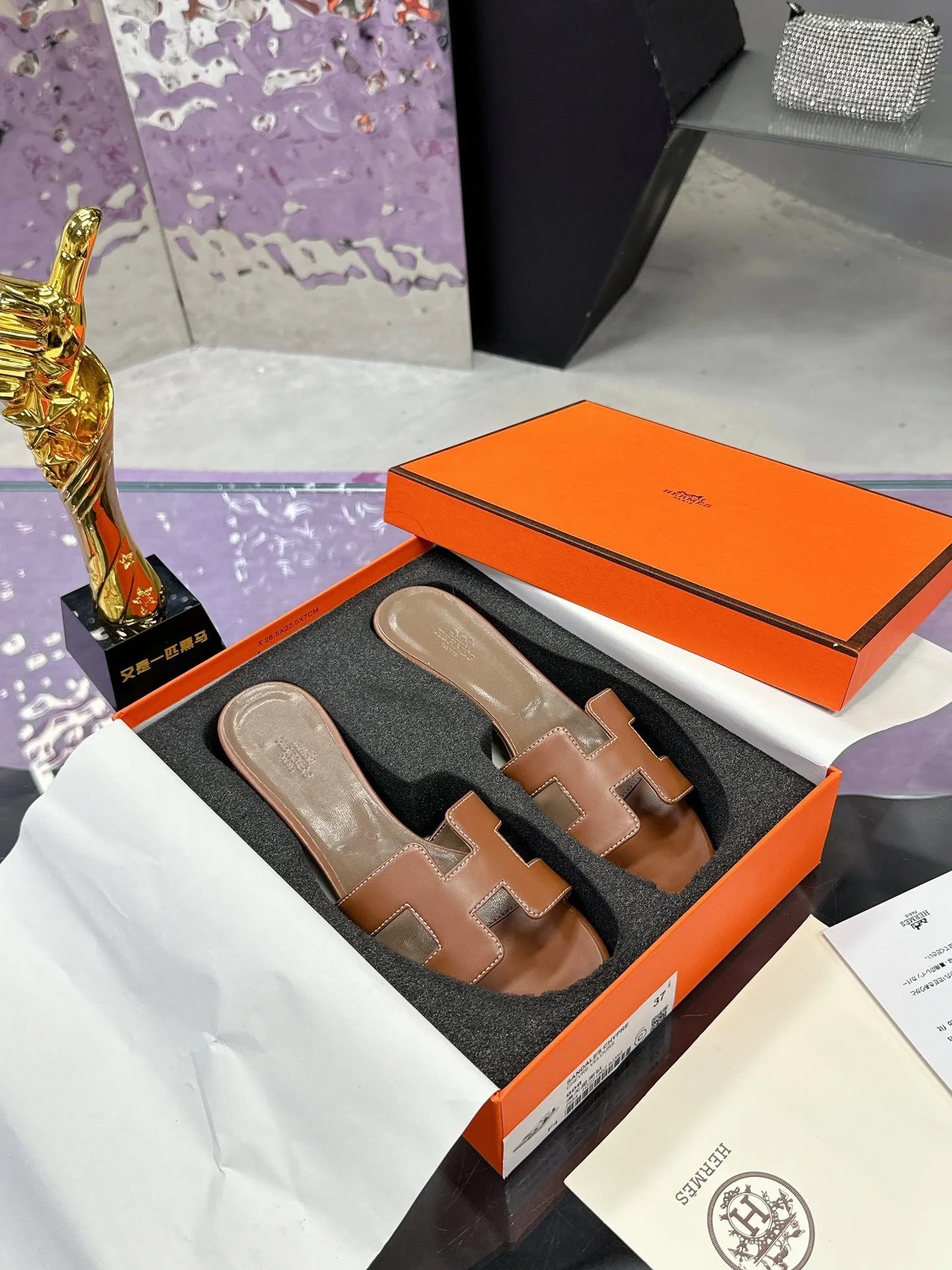 Hermès Oran Sandals White Epsom Leather Slippers - 8