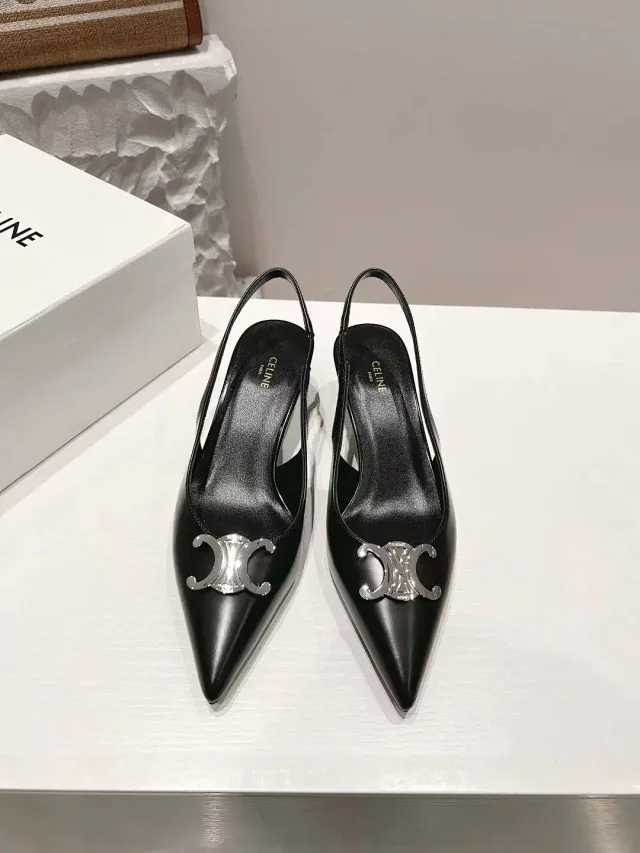 Celine High Heels Pointed-Toe Pumps with Metal Triomphe Logo product detail image 7