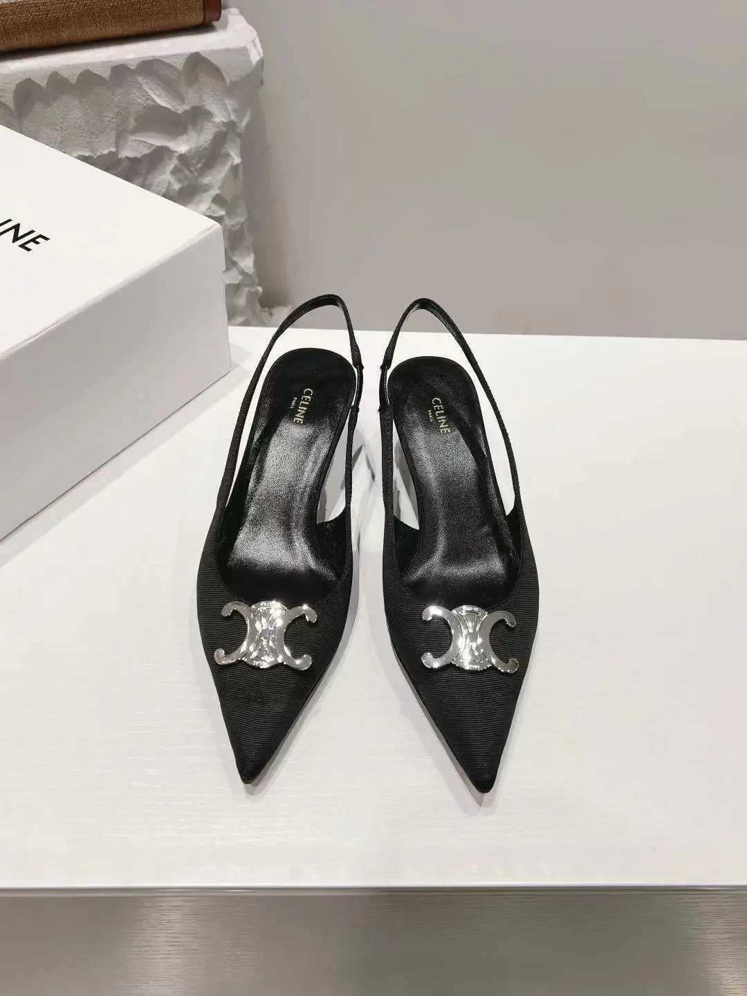 Celine Triomphe Pointed-Toe Pumps White Leather Heels Stilettos - 9