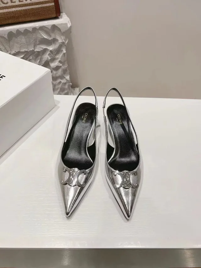Celine High Heels Pointed-Toe Pumps with Metal Triomphe Logo product detail image 8