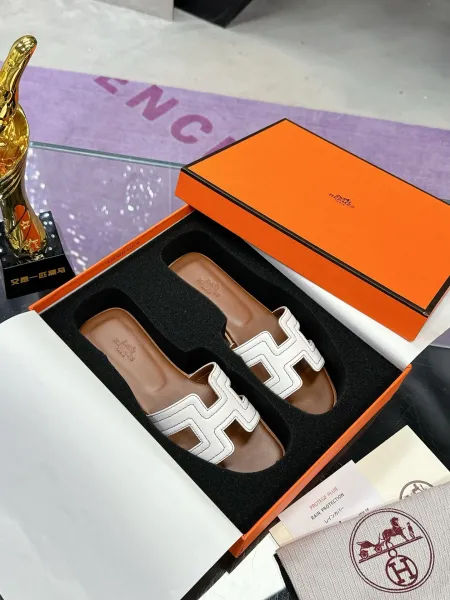 Hermès Oran Sandals White Epsom Leather Slippers - 5