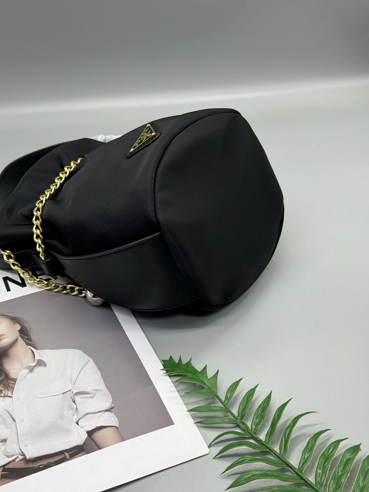 Prada Re-Edition 2005 Small Bucket Bag Brown Nylon Handbags product detail 15 in Litbuy spreadsheet finds