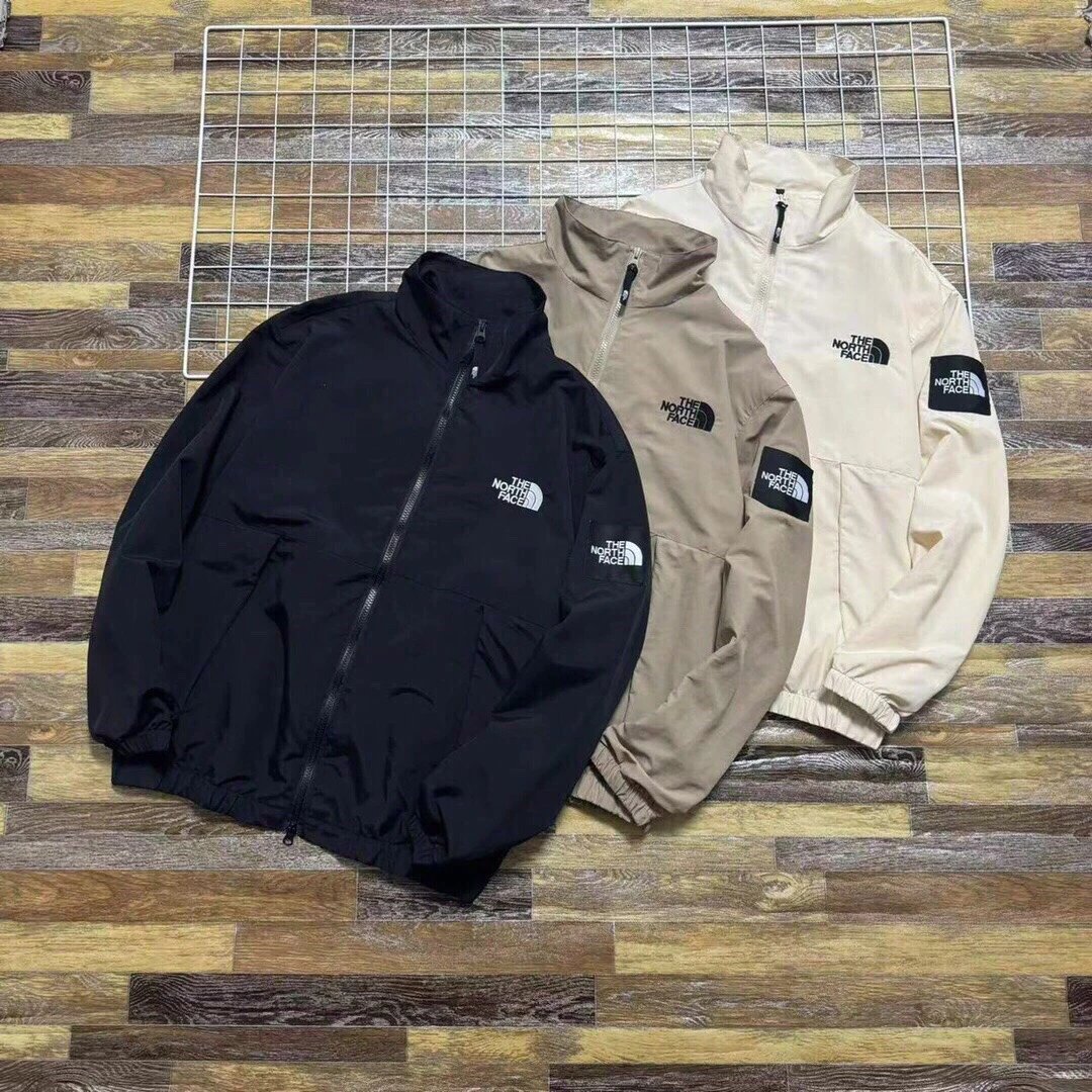 The North Face Venture 2 Jacket Black Outerwear - 4
