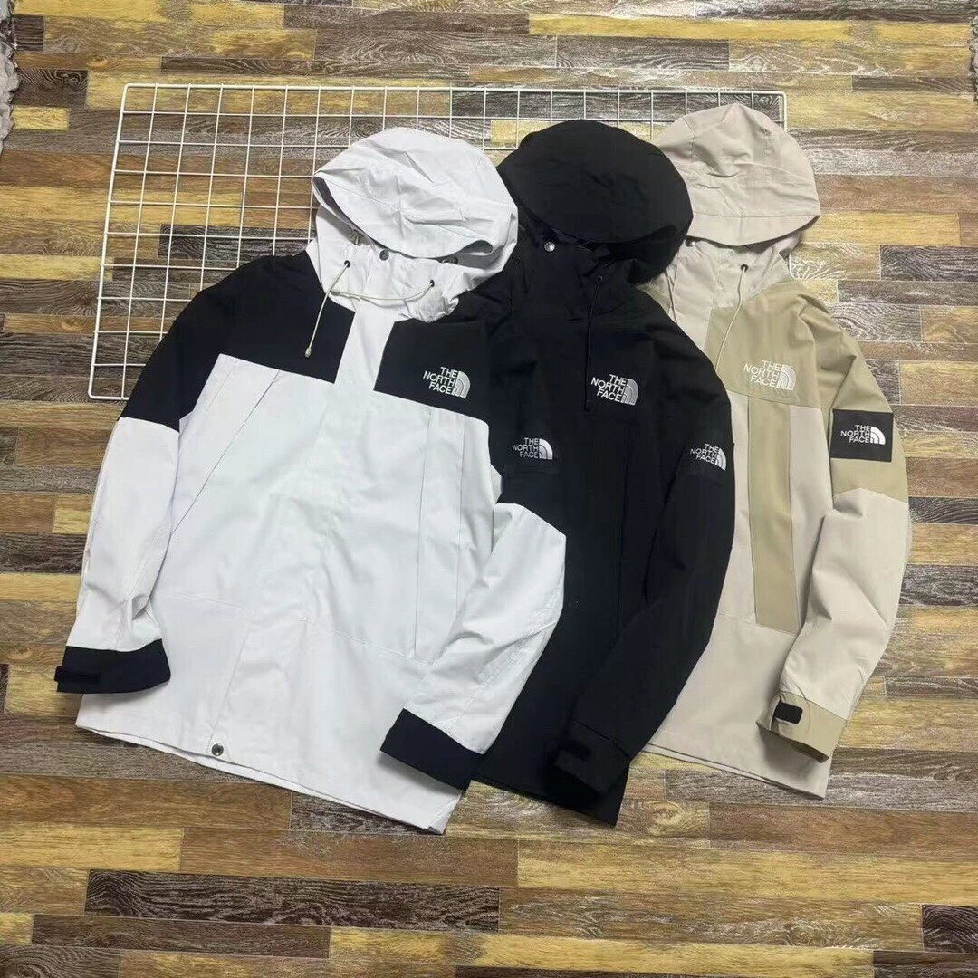 The North Face Venture 2 Jacket Black Outerwear - 6