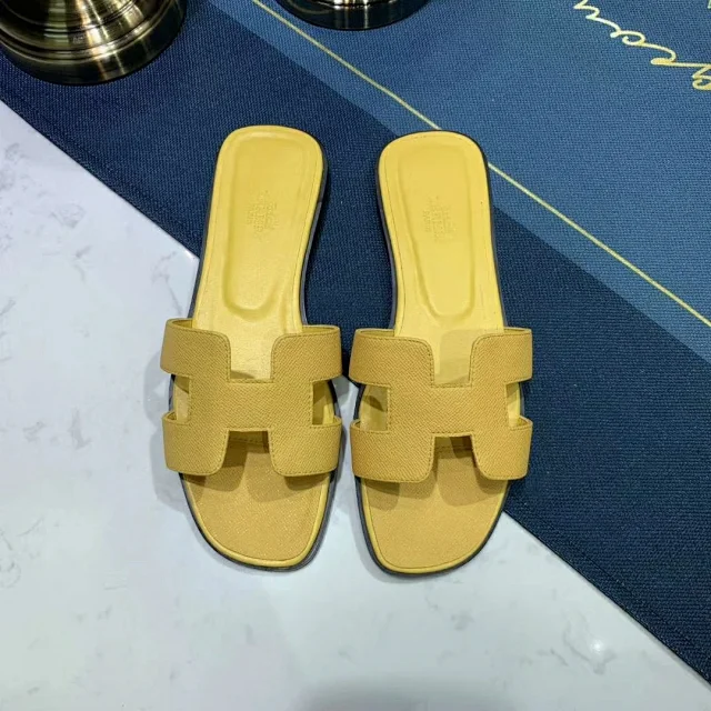 Hermès Slippers Oran H-cutout slide sandals product detail image 2