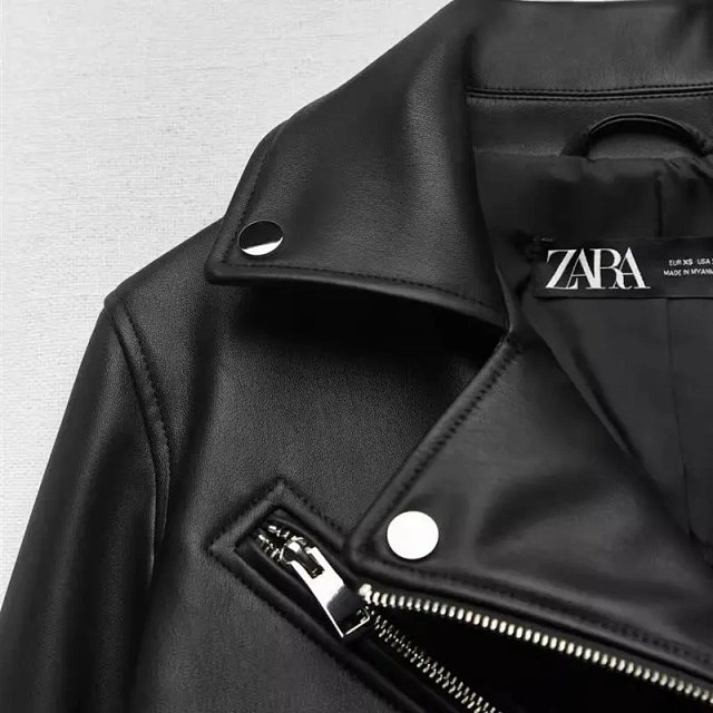 Zara Short Coat: seller detail photo 4
