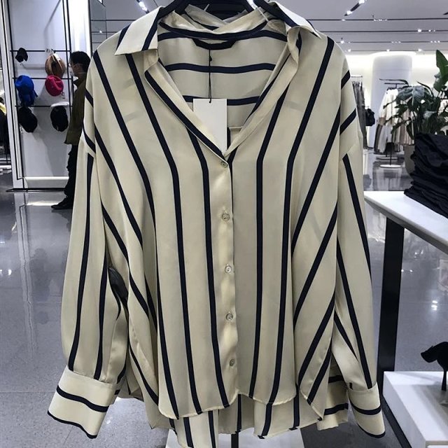 Zara Shirt: seller detail photo 1