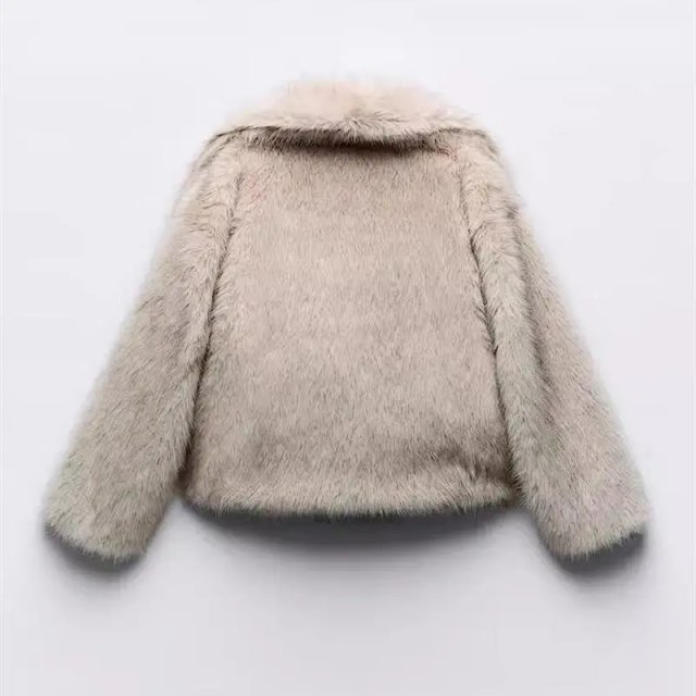 Zara Short Coat: seller detail photo 3