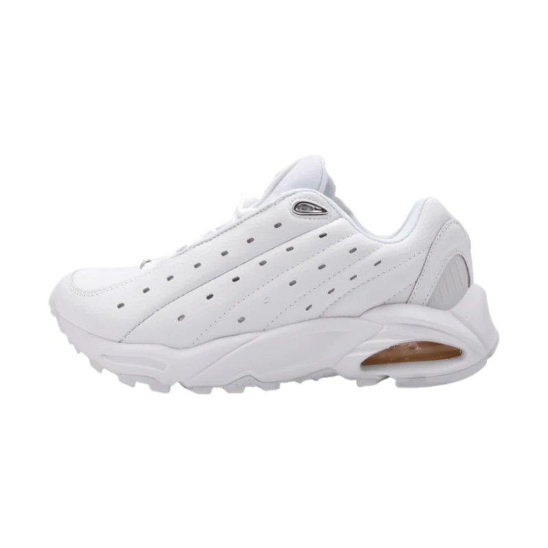 NIKE HOT STEP