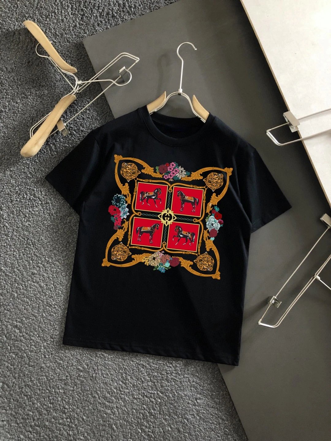 Hermès T-Shirts