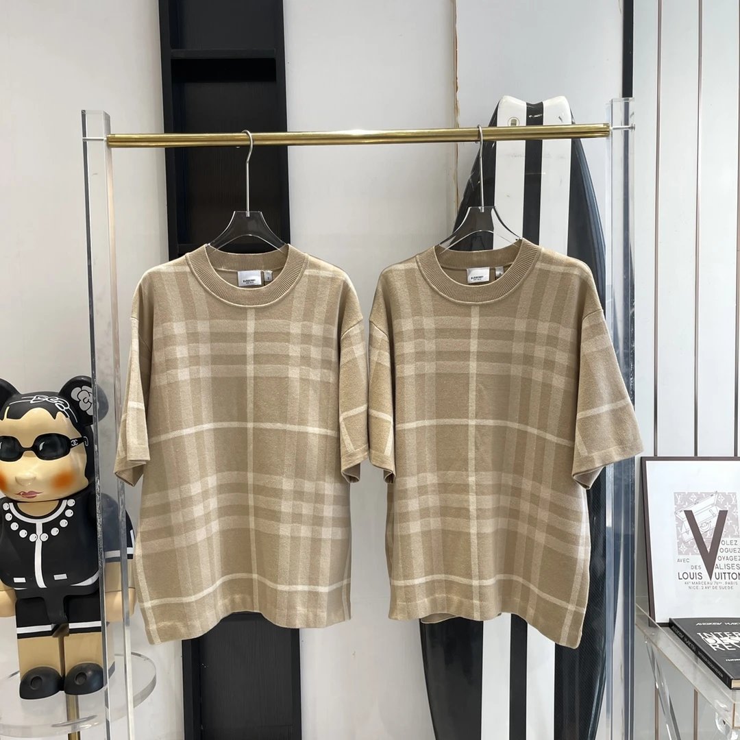 Burberry T-Shirts