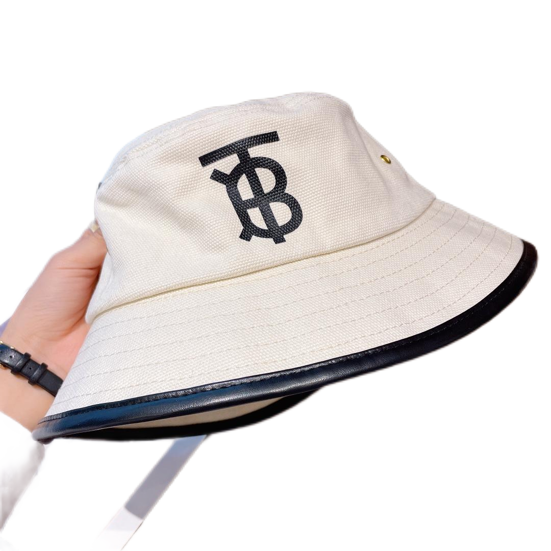 Burberry Ader...Hat