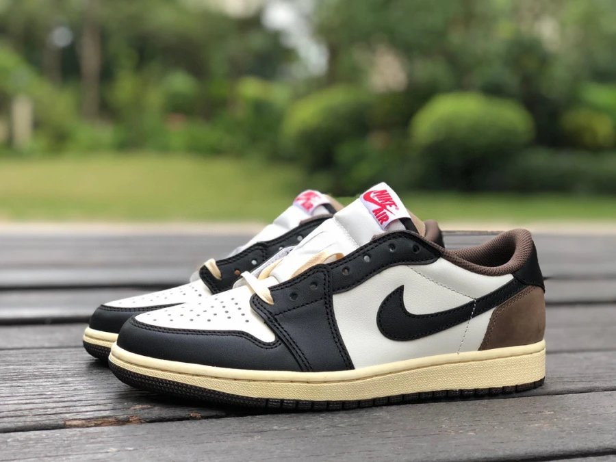 Jordan 1 Low