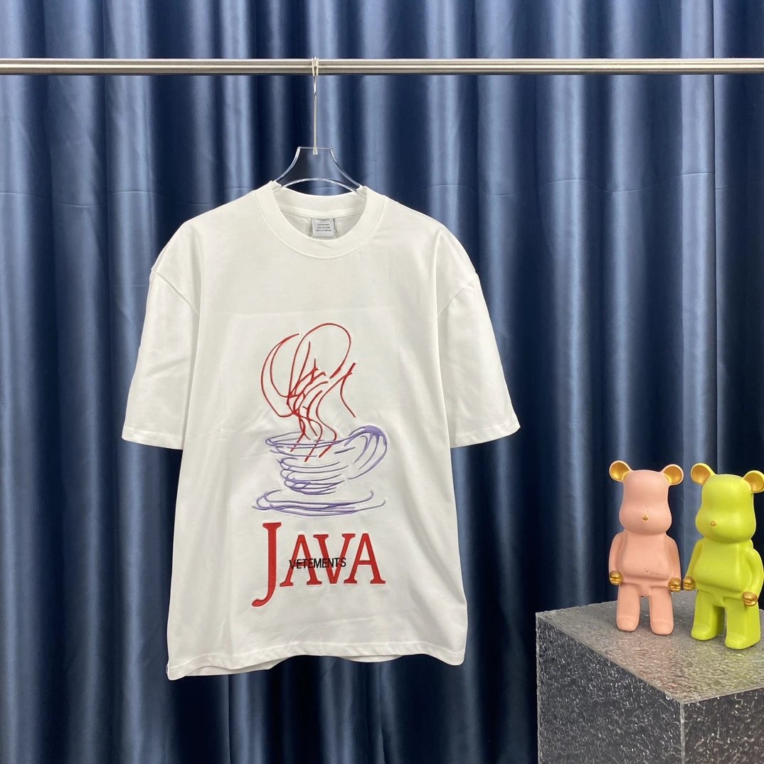 Vetements T-Shirts