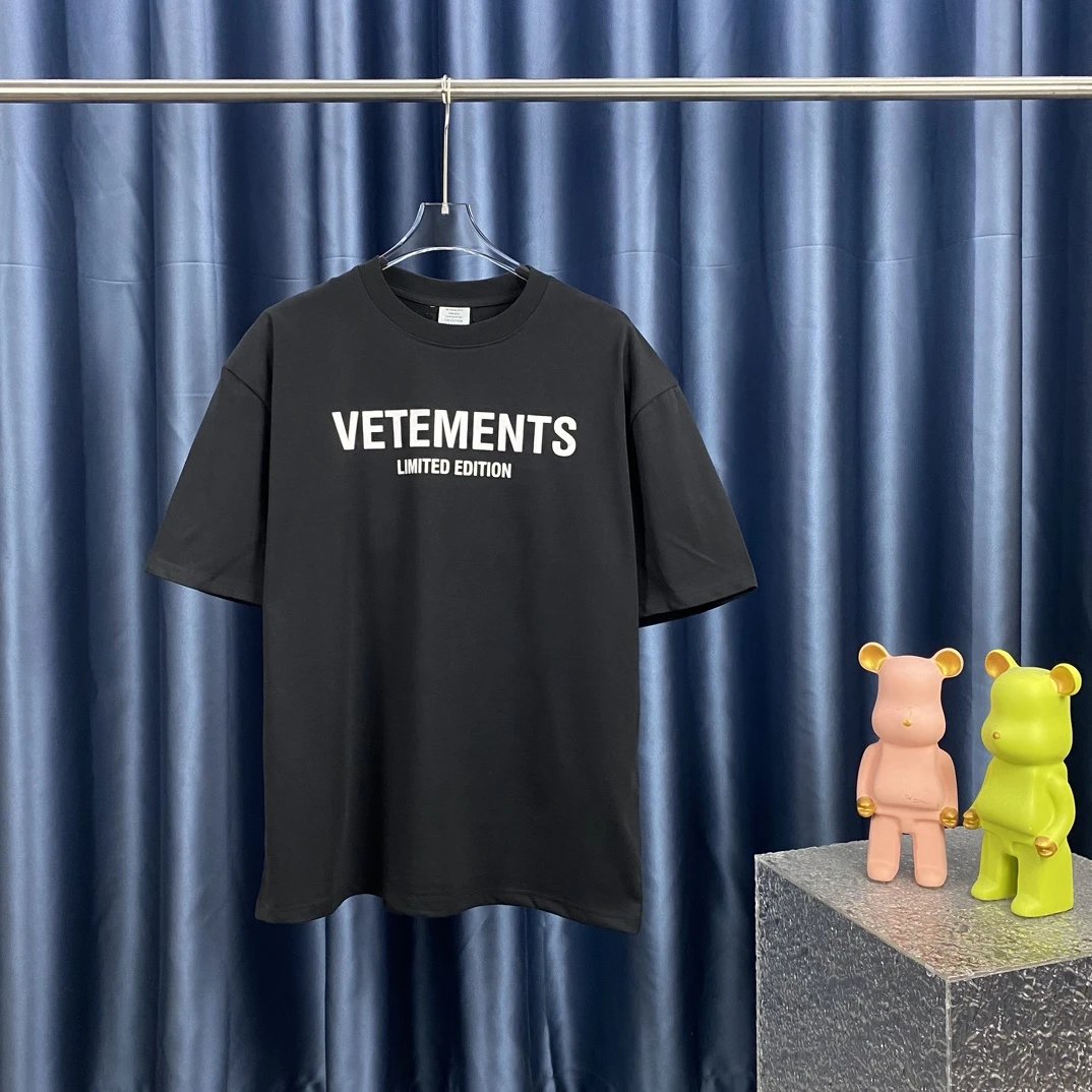 Vetements T-Shirts
