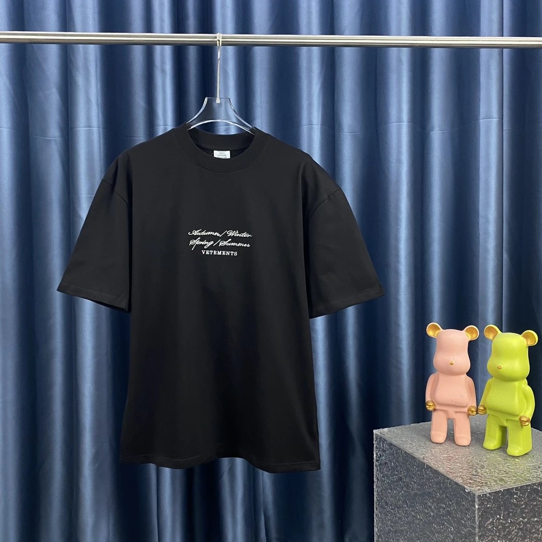 Vetements T-Shirts