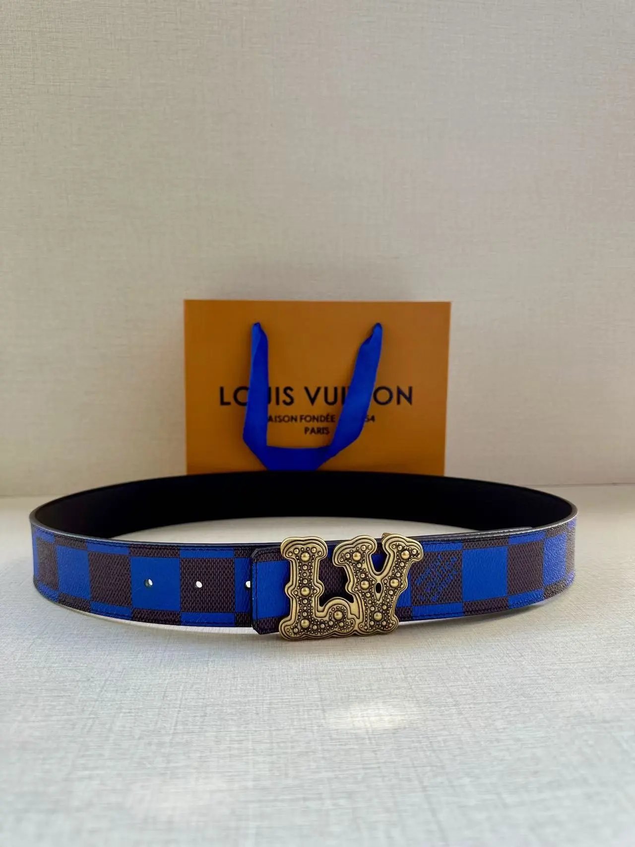  Louis Vuitton Gucci...Belt
