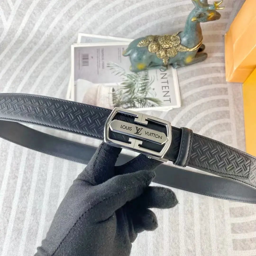 Fendi  Louis Vuitton...Belt