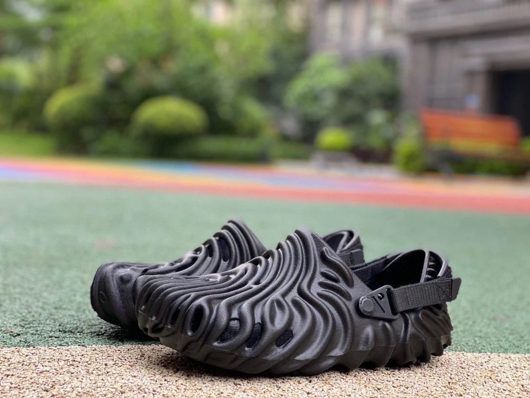 Salehe Bembury×Crocs Pollex Clog