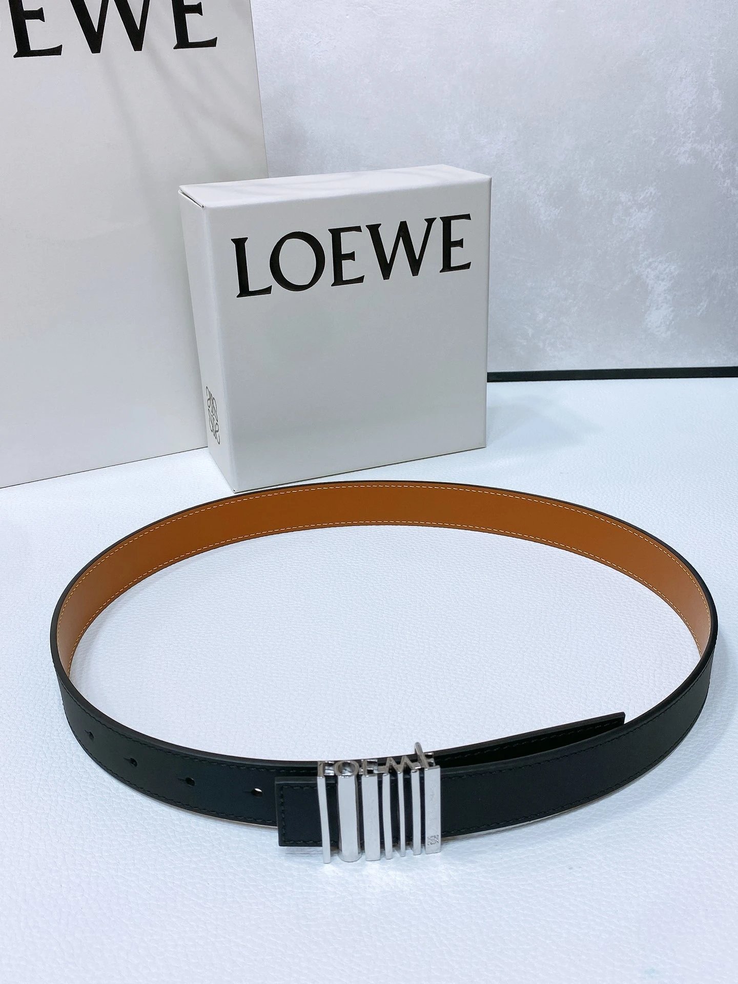 Loewe Belt