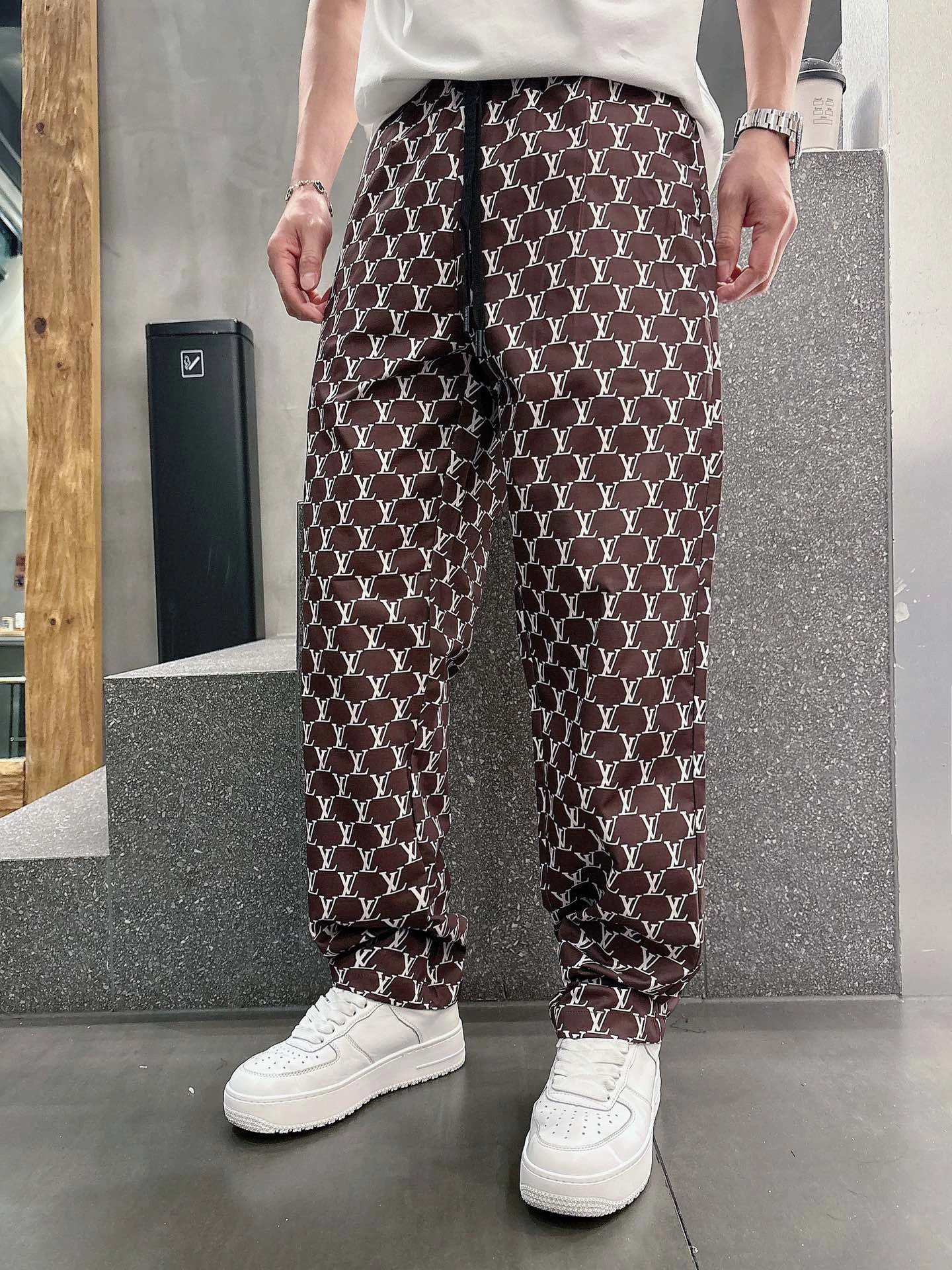 Louis Vuitton Pants
