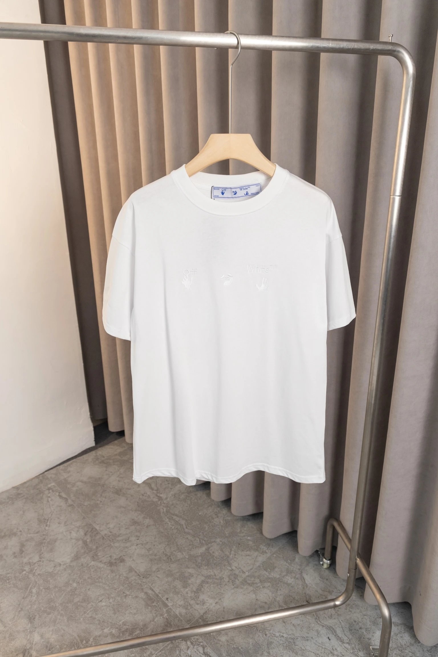  Off-White T-Shirts