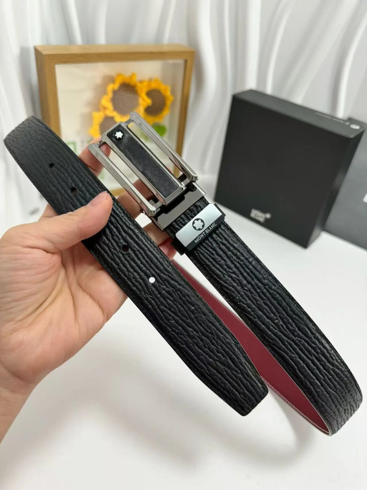  Louis Vuitton Gucci...Belt