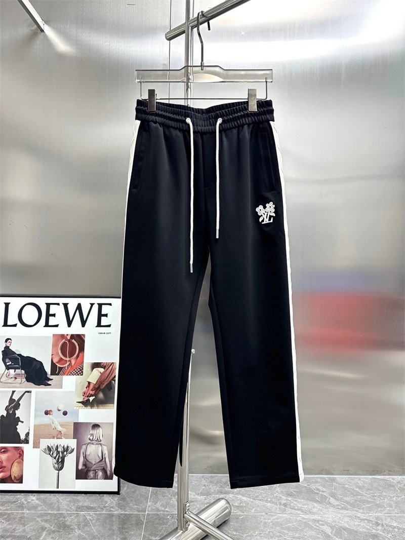 Louis Vuitton Pants