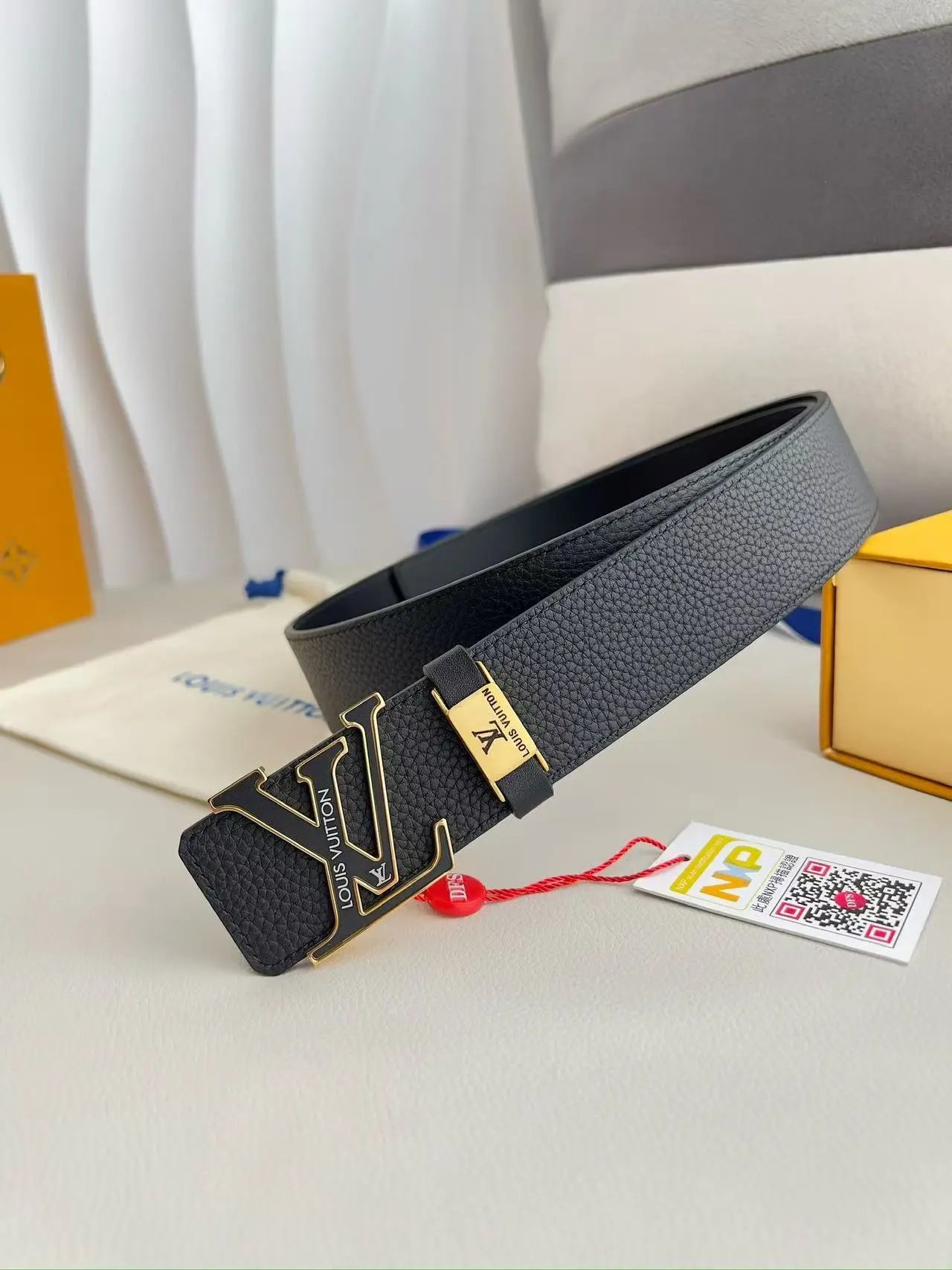  Louis Vuitton Gucci...Belt