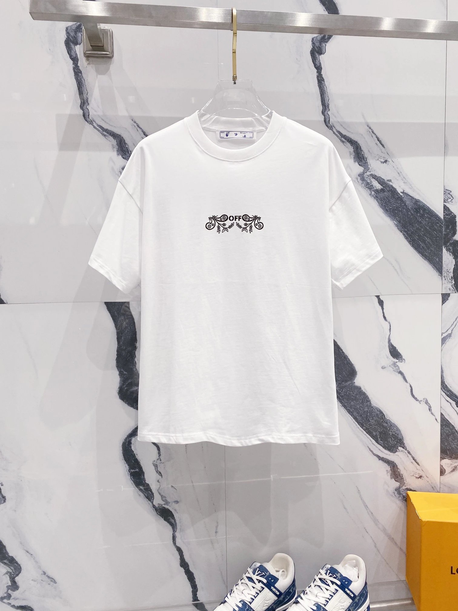  Off-White T-Shirts