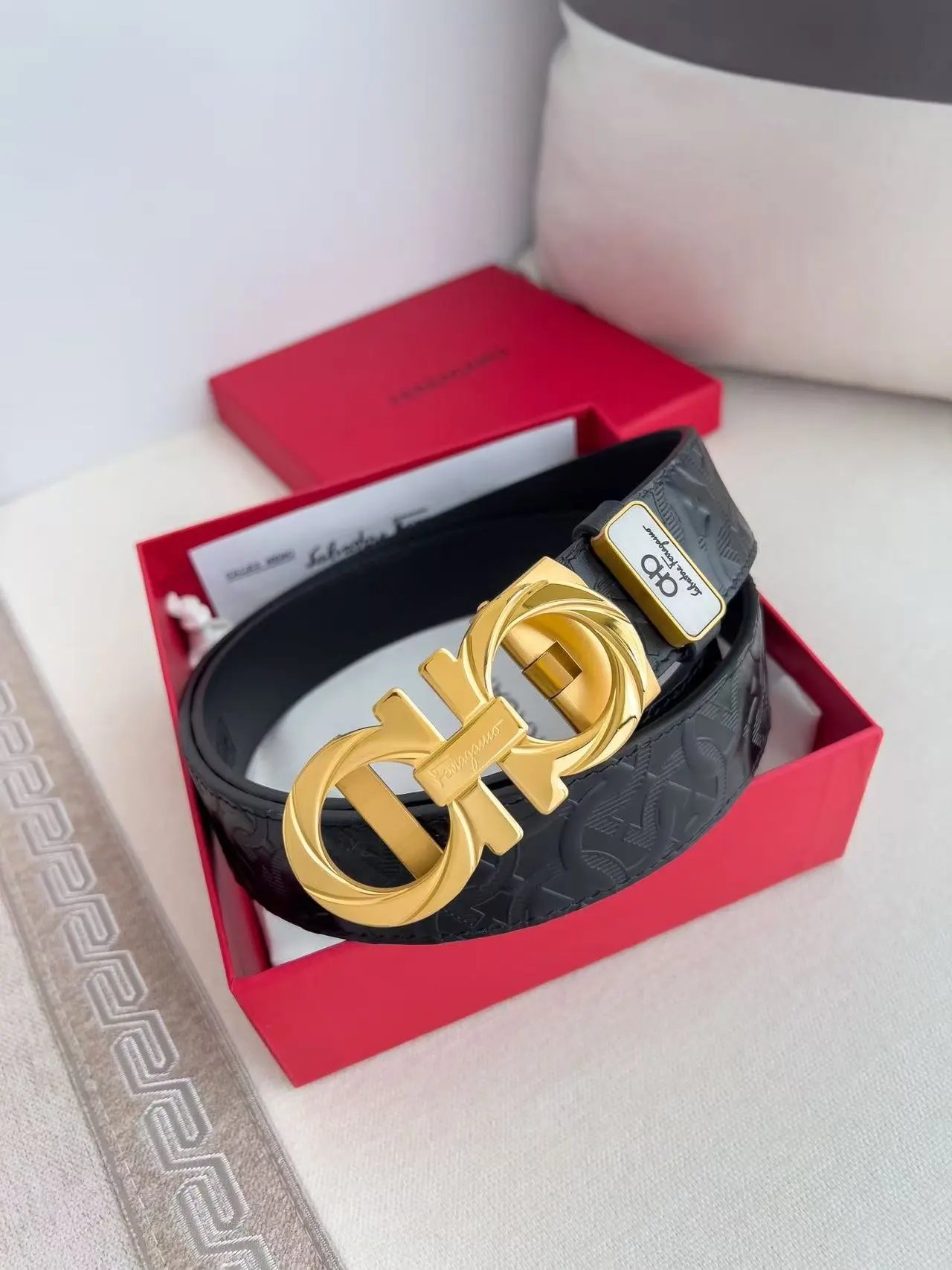  Louis Vuitton Fendi...Belt