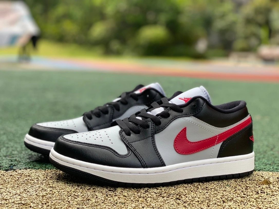 Jordan 1 Low