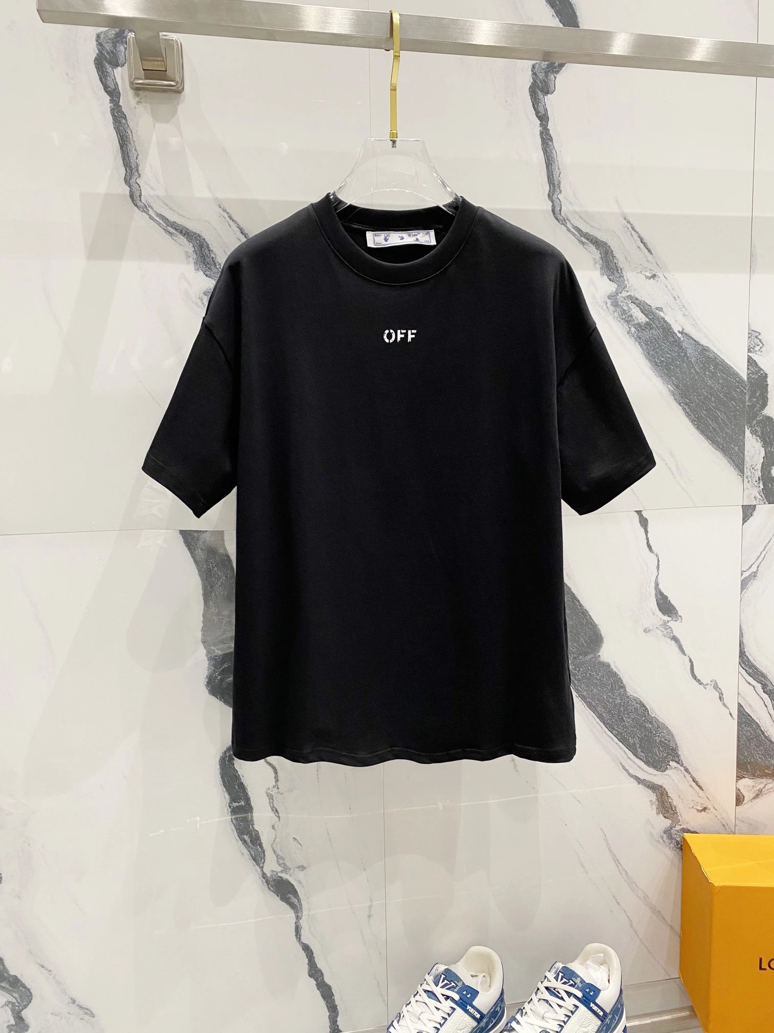  Off-White T-Shirts